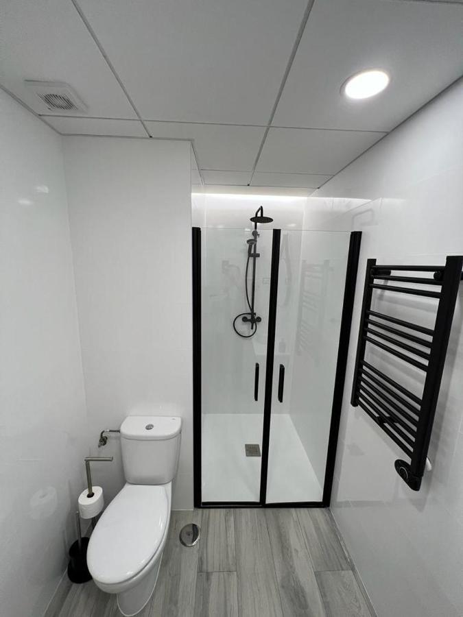 Habitacion Praga Style Madrid Buitenkant foto