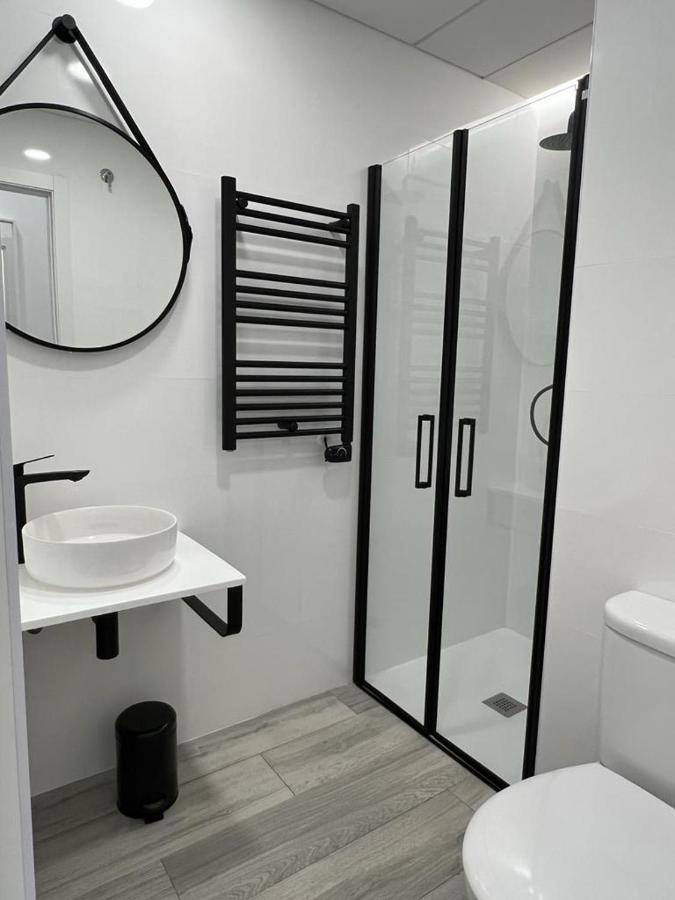 Habitacion Praga Style Madrid Buitenkant foto